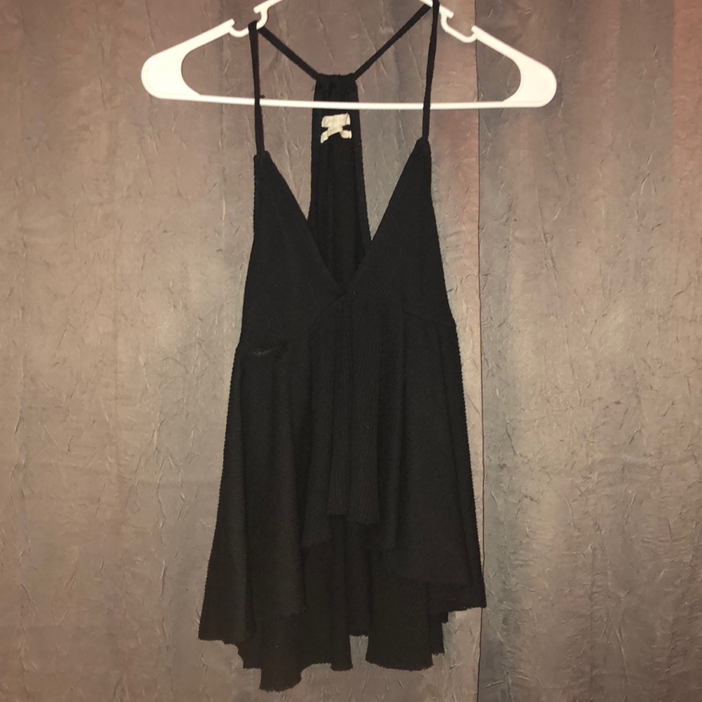 BLACK TOP FROM URBAN OUTFITTERS !! SUPER CUTE!